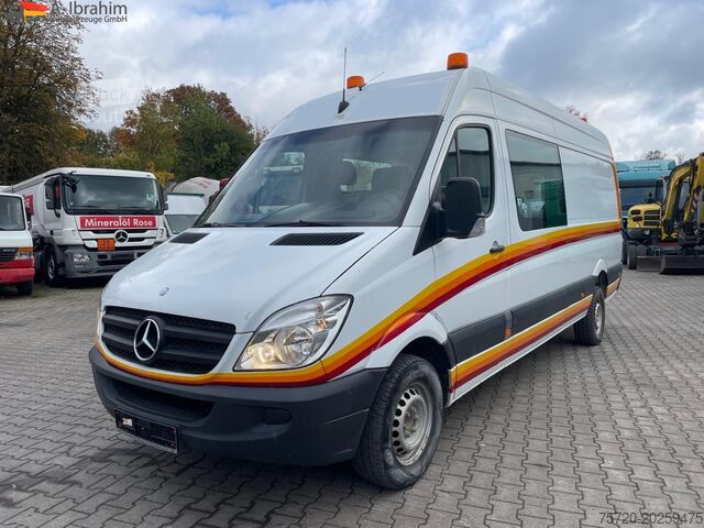 High top van Mercedes-Benz Sprinter DB 319 CDI Geschlossen Kasten | 15 m³ | V6 | 4.5 m Radstand