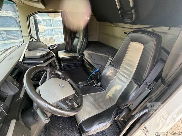 Standaard trekker Volvo FH 460 GLOBETROTTER XL I-SAVE / I PARKCOOL / ST...