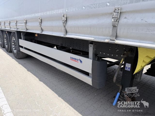 Öppen semitrailer med kapell Schmitz Cargobull Curtainsider Standard