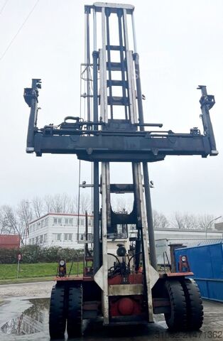 Daimler Truck AG - Nutzfahrzeugzentrum Augsburg Daimler Truck AG - Nutzfahrzeugzentrum Augsburg Daimler Truck AG - Nutzfahrzeugzentrum Augsburg