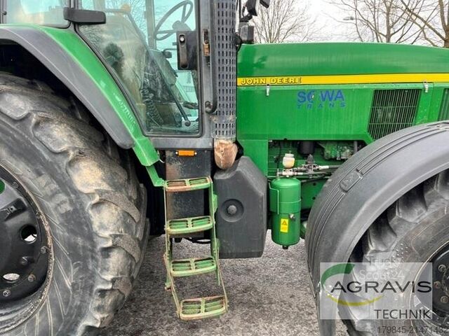 Tracteur John Deere 7810