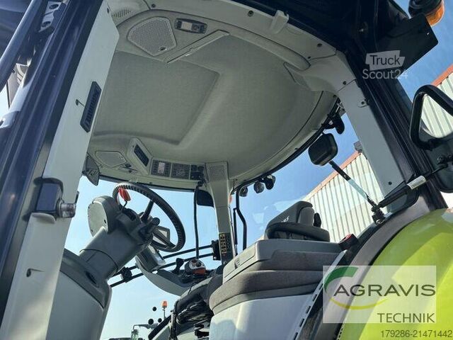 Tracteur Claas AXION 810 CMATIC TIER 4F