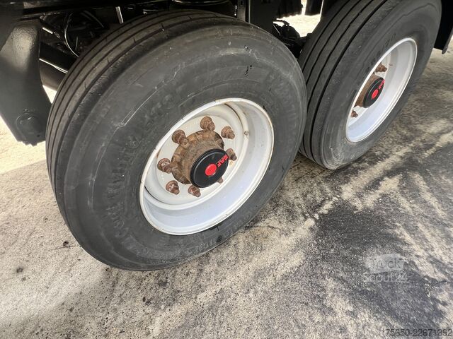 Brandalı açık römork Fliegl TPS135  13,5 t Tandemplanenanhänger, neuwertig