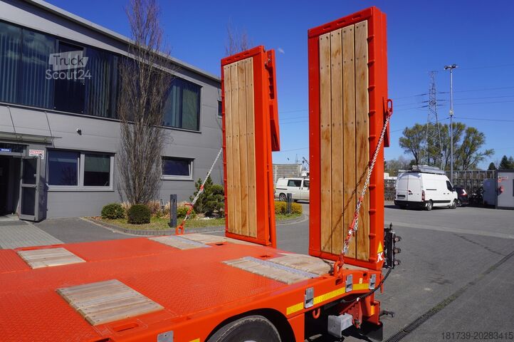 Návěs s plochou korbou Kässbohrer LB3E low-bed semi-trailer / 2025/ 4 axl