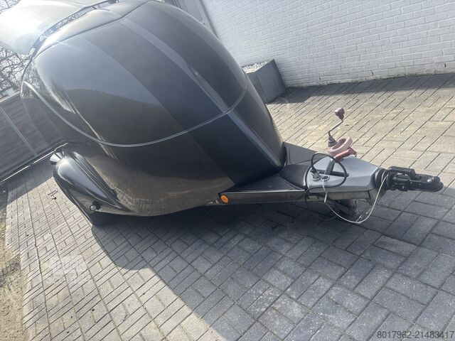 Robert Handel + Vermietung GmbH Robert Handel + Vermietung GmbH Robert Handel + Vermietung GmbH