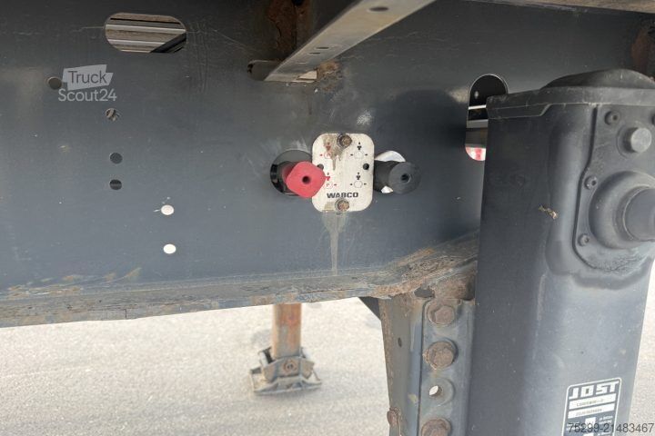 Semi-remorque bâchée Schwarzmüller SPA 3/E Plane / Swiss-Vehicle