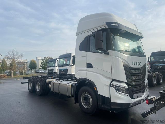 Podwozie ciężarówki IVECO X-WAY 570 BL Fahrgestell Holz Sofort Verfügbar