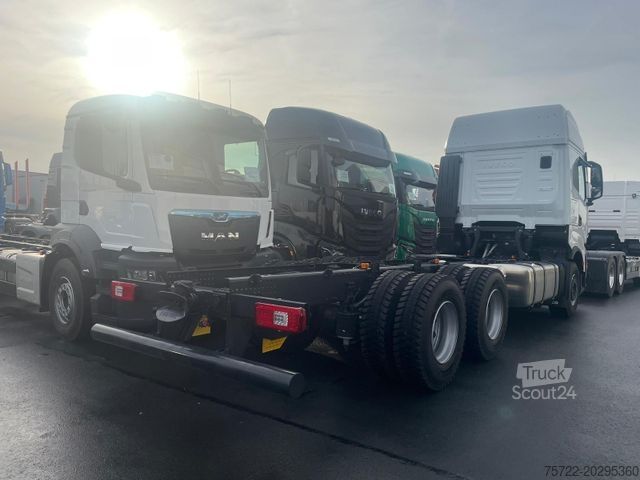 Podwozie ciężarówki IVECO X-WAY 570 BL Fahrgestell Holz Sofort Verfügbar