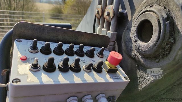 Лесовоз  LADEKRAN LOGLIFT F251S 80A