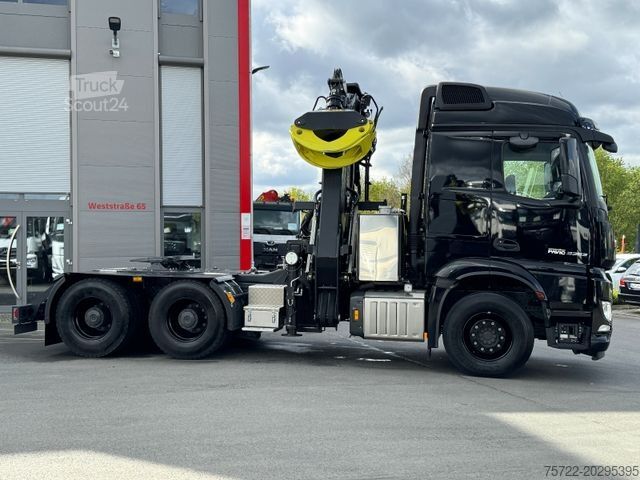Samochód do przewozu drewna MERCEDES-BENZ AROCS 3353 6x4 LANGHOLZ TAJFUN LIV 300Z 9,6