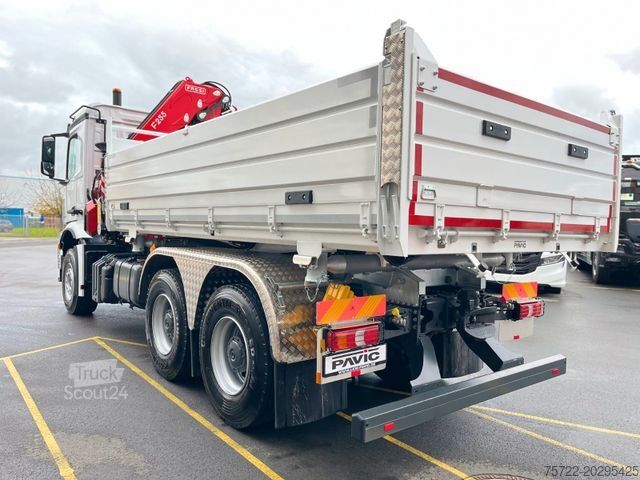 Trīspusējs kravas pašizgāzējs MERCEDES-BENZ AROCS 6x4 Dreiseitenkipper FASSI F255A SOFORT