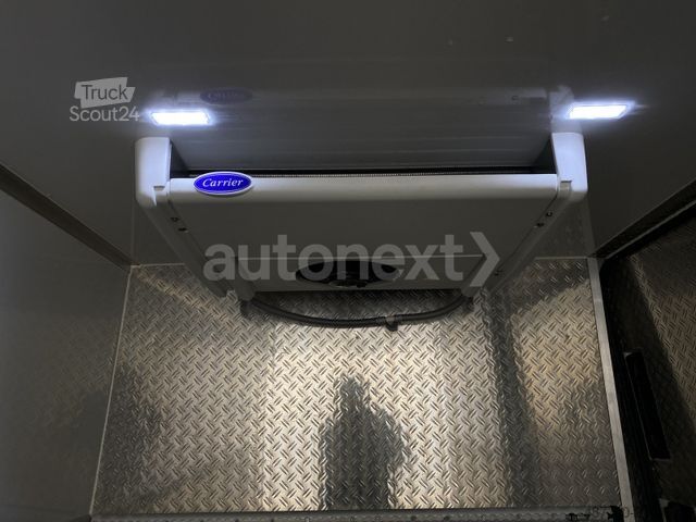 Izotermiczny van chłodnia VOLKSWAGEN Crafter 35 *Tiefkühler* AHK 3,5t+LED+KAMERA (107