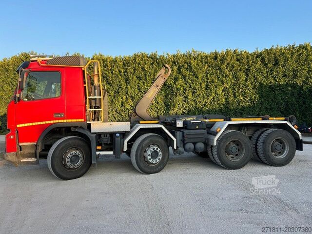 Kanca kasalı yük kamyonu (roll-off) VOLVO VOLVO FMX460 SCARRABILE 8X4