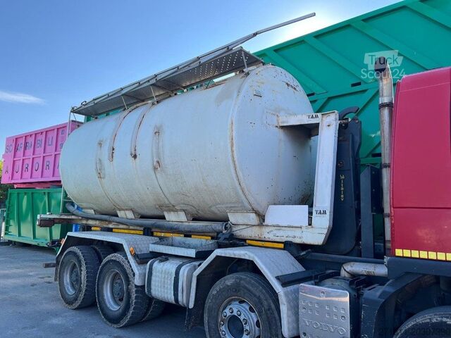 Spezial-LKW  CISTERNA SCARRABILE USATA IN FERRO