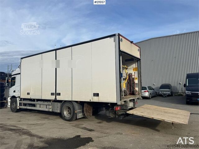 Koffer Mercedes-Benz Actros 1832 4x2 Box truck w/ full side opening and