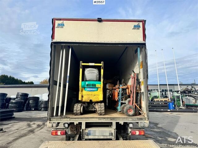 Koffer Mercedes-Benz Actros 1832 4x2 Box truck w/ full side opening and