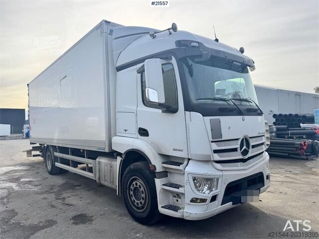 Koffer Mercedes-Benz Actros 1832 4x2 Box truck w/ full side opening and