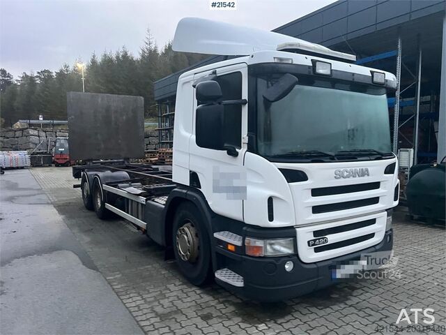 Șasiu cu cabină Scania P420 6x2 chassis w/ lift repair object