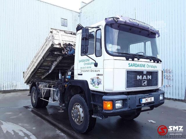 Kipper met kraan Man 17.232