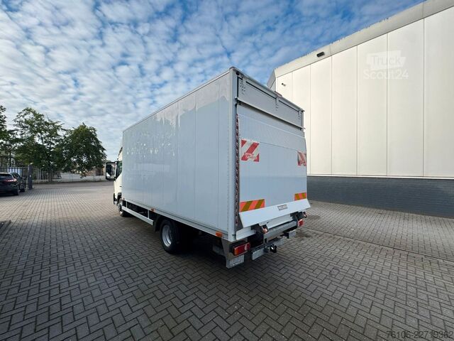 Furgons ar kasti NISSAN NT500 56.15 Koffer mit LBW*Ahk*nur 34.800 km *