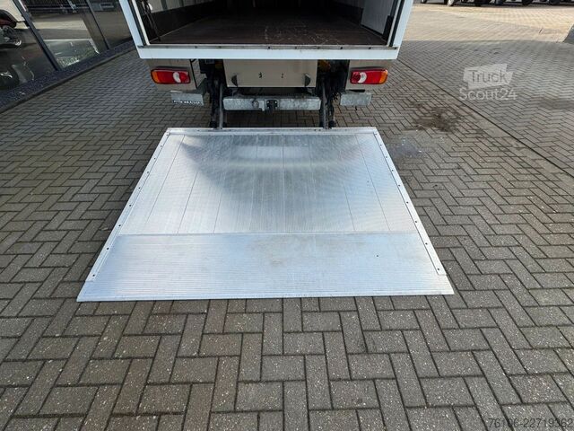 Furgons ar kasti NISSAN NT500 56.15 Koffer mit LBW*Ahk*nur 34.800 km *