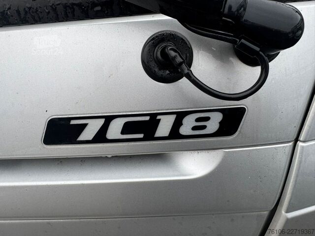 Фургон-бокс FUSO Canter 7C18 Koffer mit Ladebordwand *Klima*