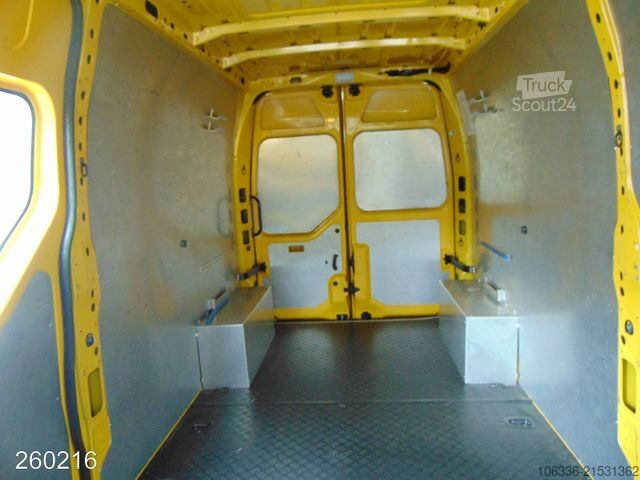 Komercijalno vozilo sa visokim krovom RENAULT Master 2.3 dCi 135 L3H2 -Kamera-