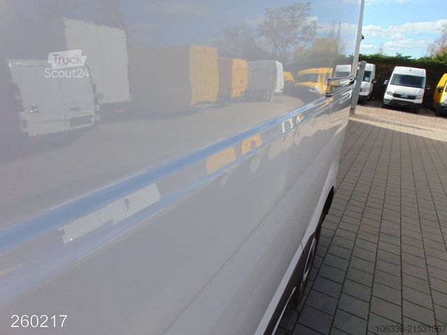 Komercijalno vozilo sa visokim krovom VOLKSWAGEN Crafter 2.0 TDI Klima-Kamera