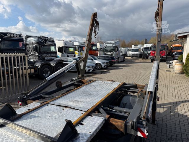 Fourgon benne basculante FUSO Canter 7C18 Absetzkipper VERBREITERBAR/Klima