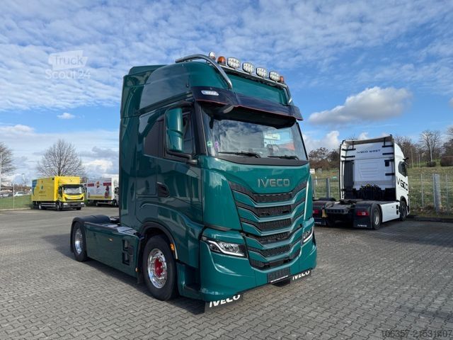 Standard nyergesvontató IVECO STRALIS S-WAY AS440S50T/P Intarder Top!
