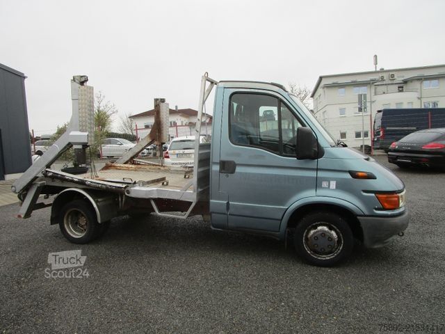 Transporter mit Kipper IVECO Daily 35C13  *Teleskop Absetzkipper+AHK+3-Sitze*
