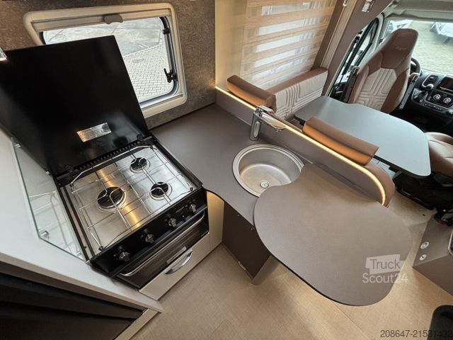 Polintegriran avtodom BÜRSTNER Lyseo TD 744 *Backofen*TV*Solar*Winterpaket*