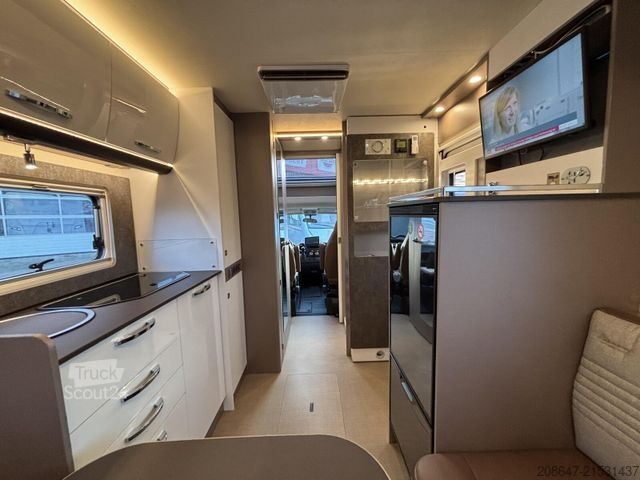 Polintegriran avtodom BÜRSTNER Lyseo TD Harmony Line 644 G *Solar*Automatik*