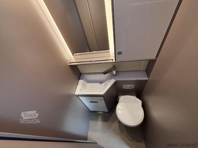 Polintegriran avtodom BÜRSTNER Lyseo TD Harmony Line 644 G *Solar*Automatik*