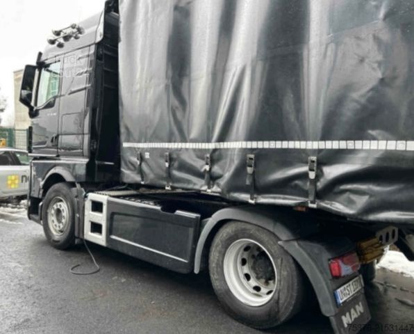 Standard tractor unit MAN TGX 18.480 Unfallschaden/damaged Retarder