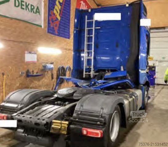 Standard tractor unit MERCEDES-BENZ Actros 1851 4x2 Unfallschaden/damaged