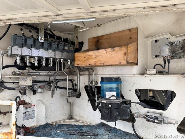 Автобетононасос MERCEDES-BENZ AROCS 2640 Betonpumpe PUTZMEISTER BSF38-5.16HLS