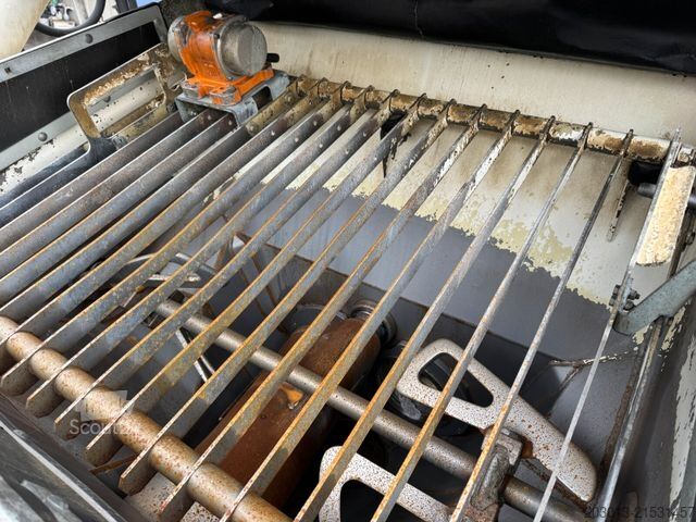 Автобетононасос MERCEDES-BENZ AROCS 2640 Betonpumpe PUTZMEISTER BSF38-5.16HLS