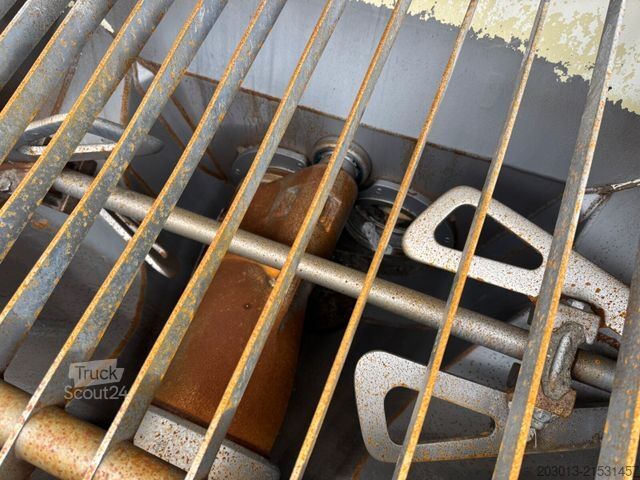 Автобетононасос MERCEDES-BENZ AROCS 2640 Betonpumpe PUTZMEISTER BSF38-5.16HLS