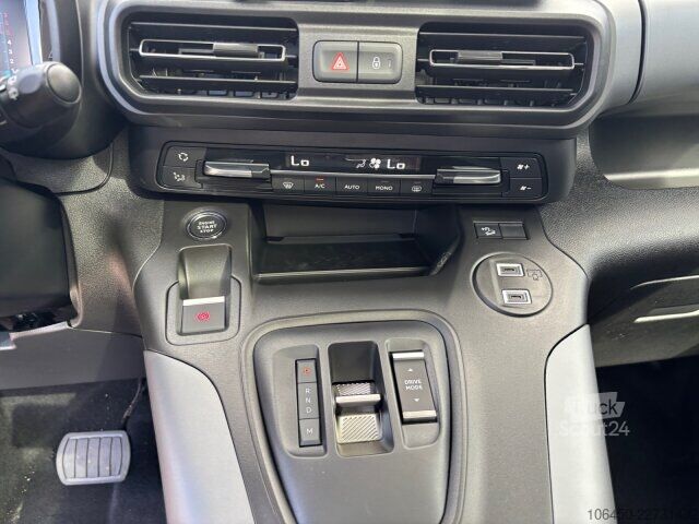 Minibussi Citroën Berlingo M 130 MAX BAR +180°Kamera+Holiday+NAV+