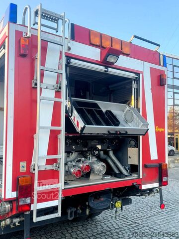 Ugunsdzēsēju automašīna MAN 18.410 4x4 Tanklöschfahrzeug TLF 4000