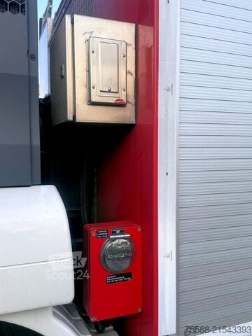 Ugunsdzēsēju automašīna MAN 18.410 4x4 Tanklöschfahrzeug TLF 4000