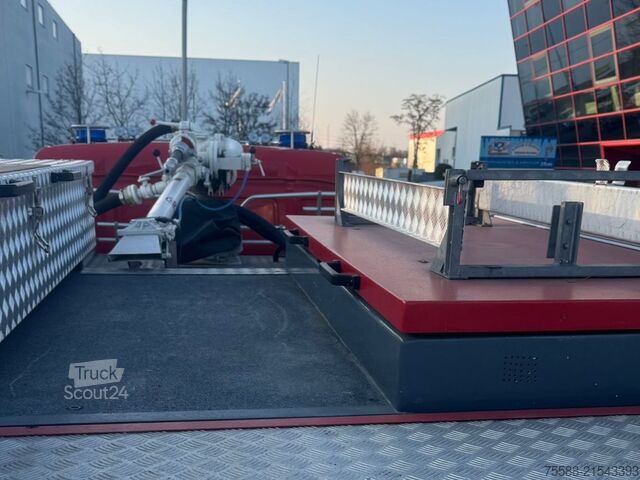 Ugunsdzēsēju automašīna MAN 18.410 4x4 Tanklöschfahrzeug TLF 4000