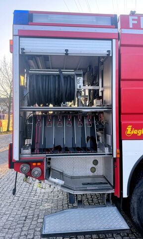 Ugunsdzēsēju automašīna MAN 18.410 4x4 Tanklöschfahrzeug TLF 4000