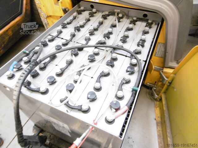 Фронтальний навантажувач вилковий JUNGHEINRICH EFG 216k-330 ZZ