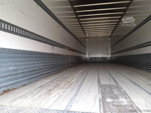 Kofferauflieger Fruehauf Semitrailer Dryfreight Standard Porte relevante