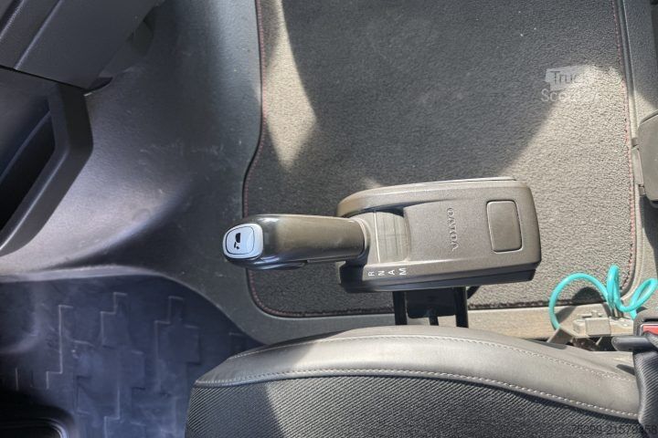 Trattore stradale standard Volvo FH-460 4x2T Retarder / Swiss-Vehicle