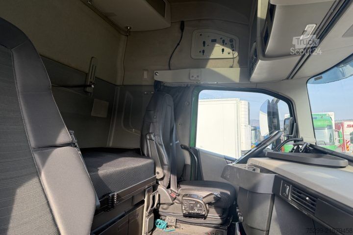 Trattore stradale standard Volvo FH-460 4x2T Retarder / Swiss-Vehicle