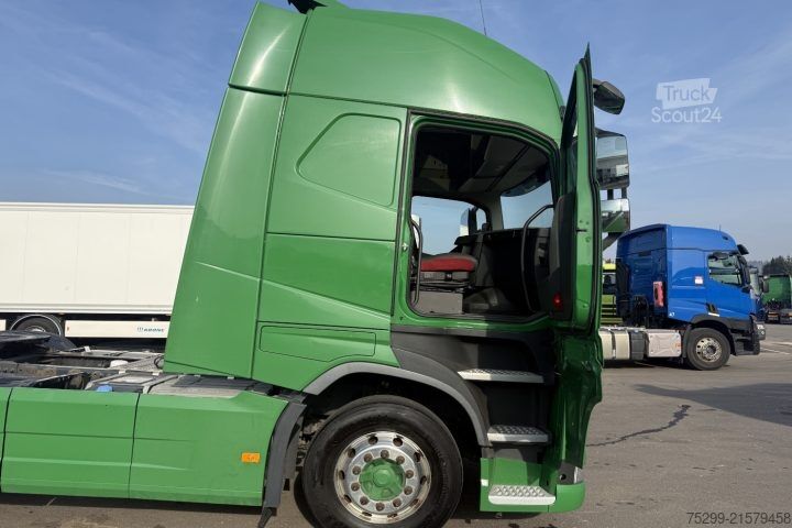 Trattore stradale standard Volvo FH-460 4x2T Retarder / Swiss-Vehicle