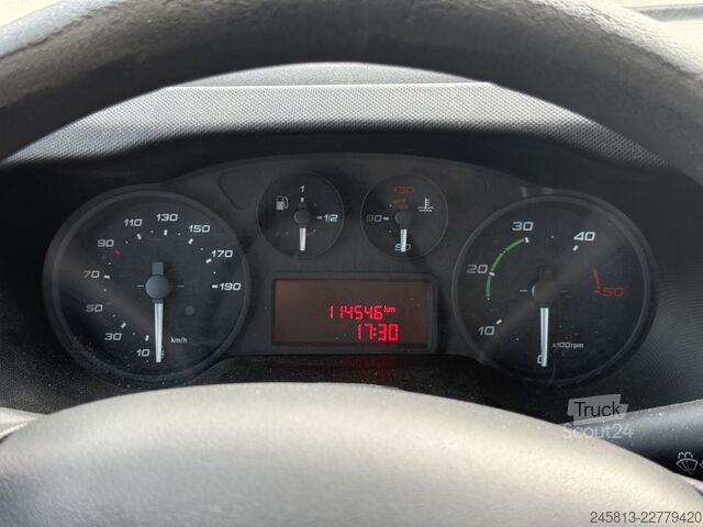 Kastenwagen Iveco Daily 35-150